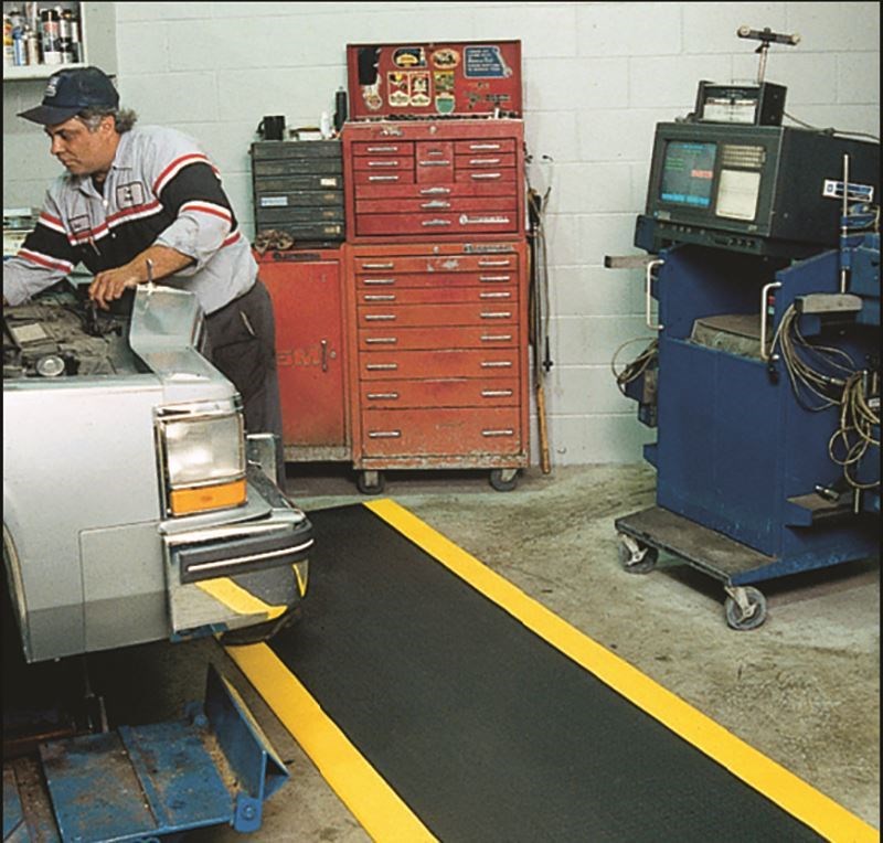 Image of an anti-fatigue safety mat for workspaces.